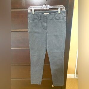 LOFT woman’s stretch straight leg trouser Gray size 2